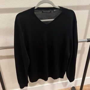 Men’s Wool blend v neck sweater Saks Fifth Ave